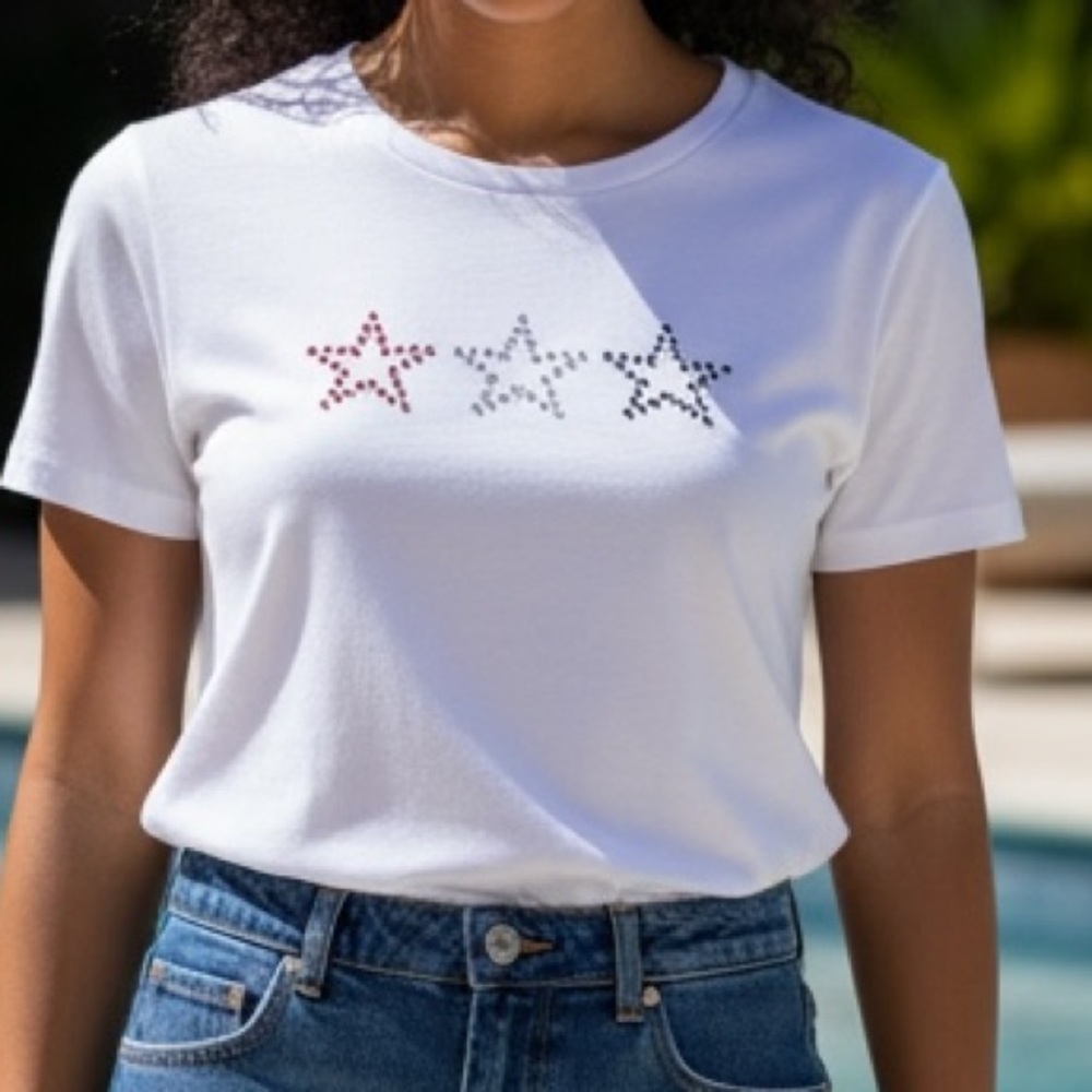 FIRST ISSUE WHITE SPARKLY STARS GRAPHIC TEE Red White Blue Rhinestone Size  XL